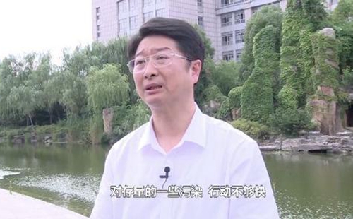 CCTV經(jīng)濟半小時：誰制造了長江邊的“黑坑”